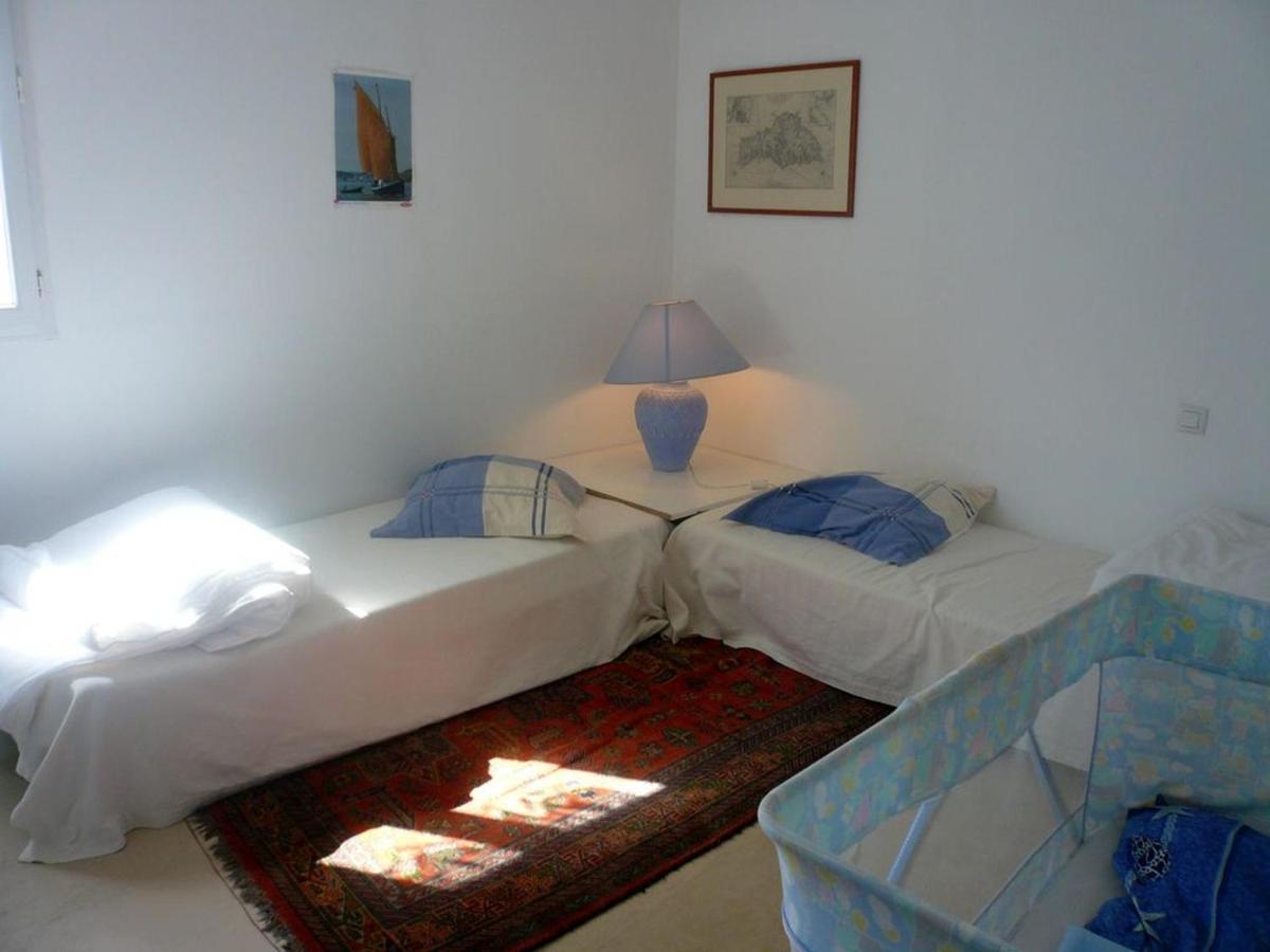 Maison Mitoyenne 3 Ch. Avec Jardin, Terrasse Et Poele A Bois, Proche Du Port De Sauzon, Animaux Ok - Fr-1-418-160 Eksteriør bilde