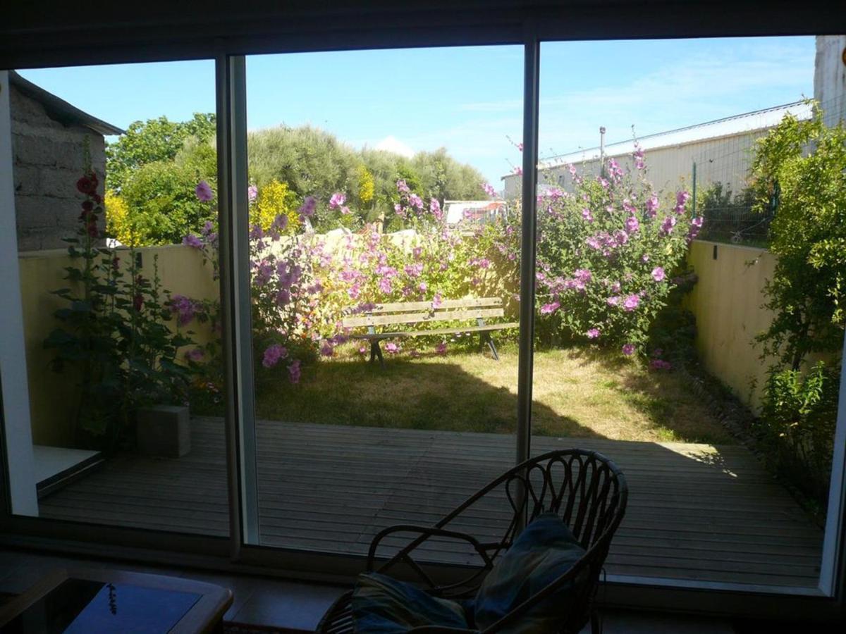 Maison Mitoyenne 3 Ch. Avec Jardin, Terrasse Et Poele A Bois, Proche Du Port De Sauzon, Animaux Ok - Fr-1-418-160 Eksteriør bilde
